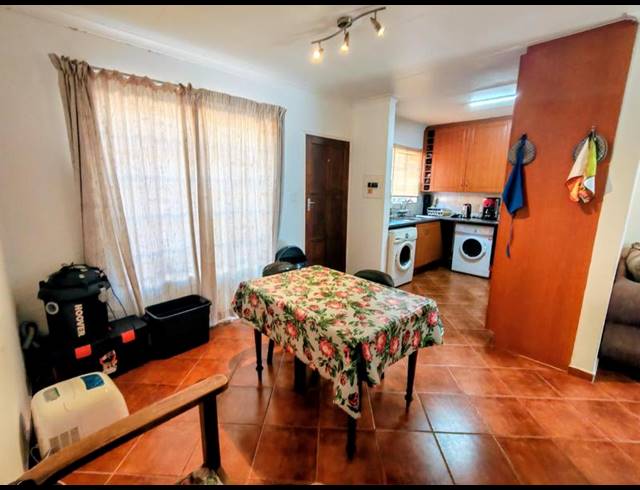 2 BEDROOM TOWNHOUSE FOR SALE IN HIGHVELD